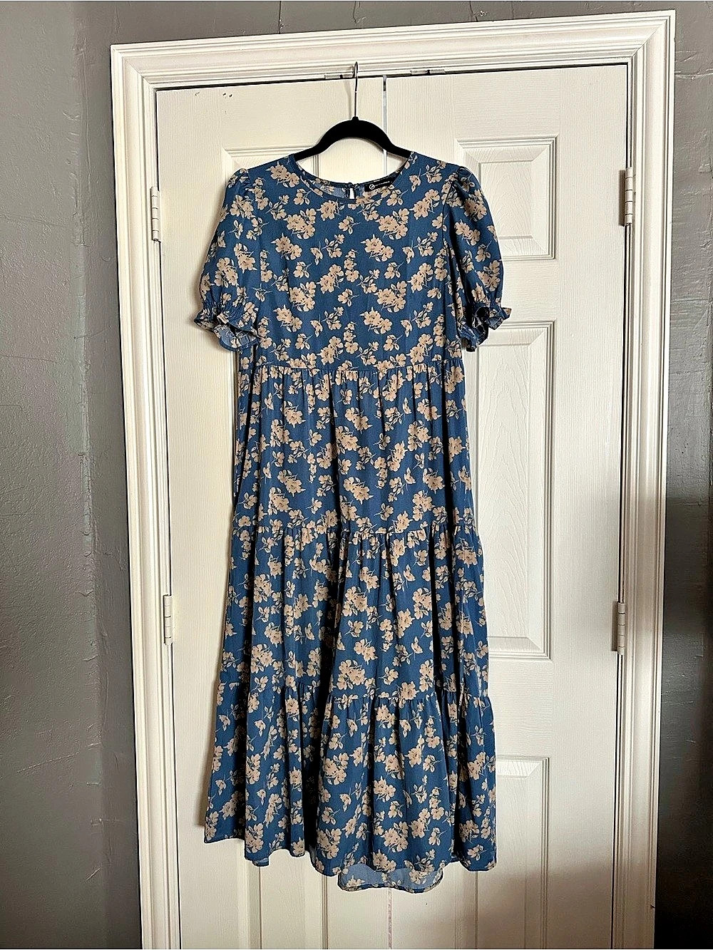 Prettygarden Floral Midi Dress in Blue & Beige Size Small Like New